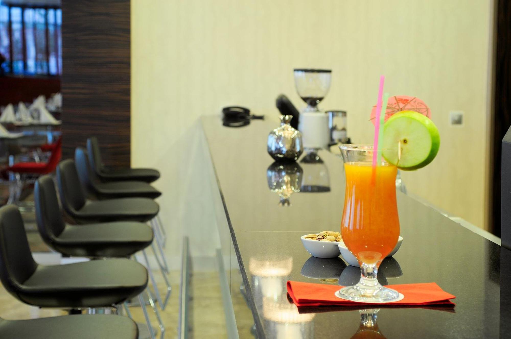 Demora Hotel Анкара Екстериор снимка
